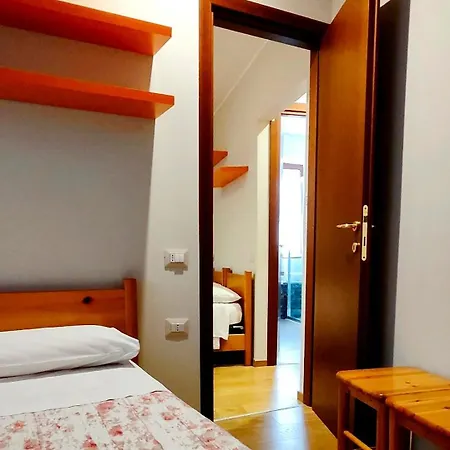 Hotel Ristorante Bellavista Con Veleso