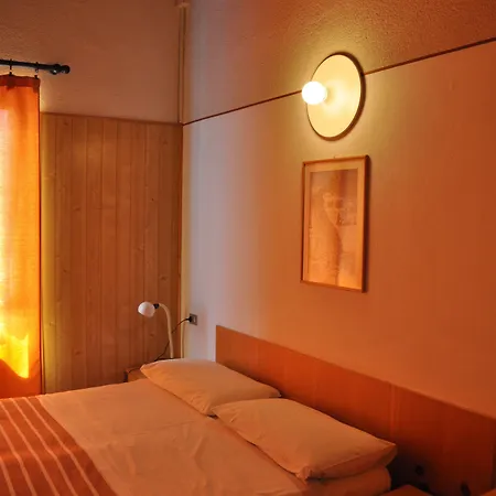 فندق Ristorante Bellavista Con 2*